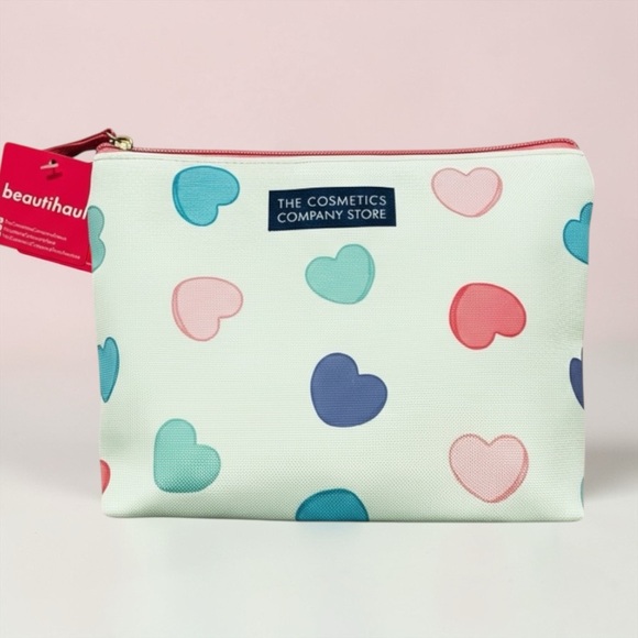the cosmetics company store Handbags - The Cosmetics Company Store Heart Cosmetic Bag Travel Makeup Pouch NWT
